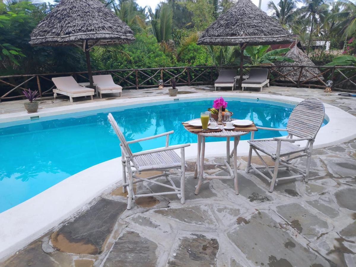 Bed and Breakfast Kimya House Watamu Exterior foto