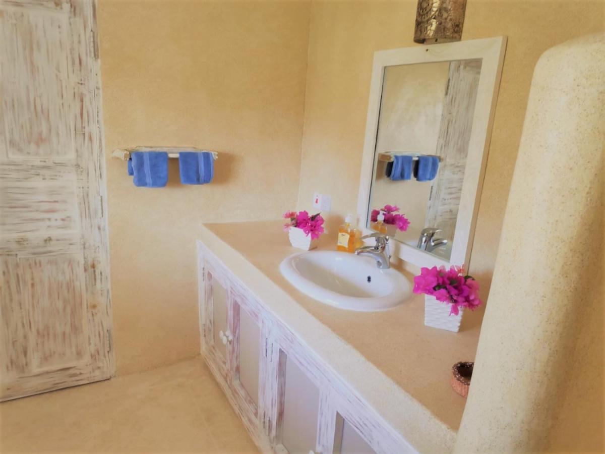 Bed and Breakfast Kimya House Watamu Exterior foto